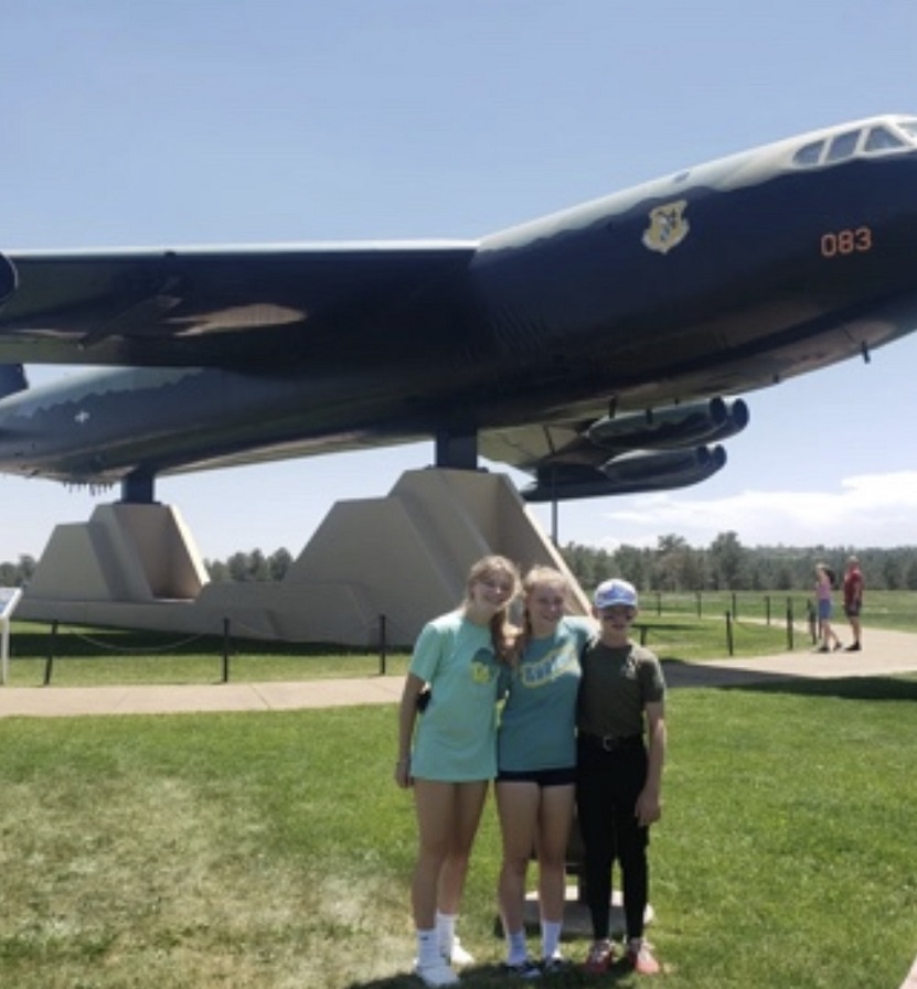 b52